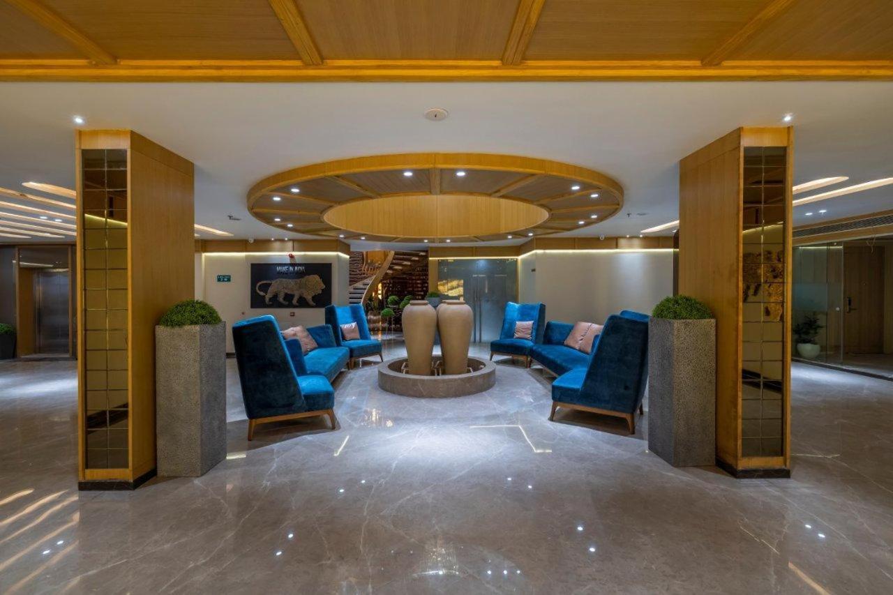 Sarovar Portico Morbi Exterior foto